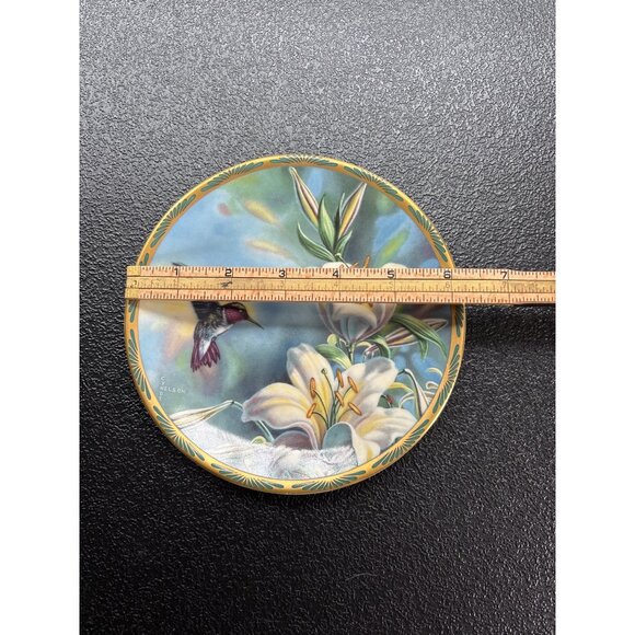 Pickard Collector Plate Ruby-Throated & Hummingbird Lilies by Cyndi Nelson - Picture 6 of 7